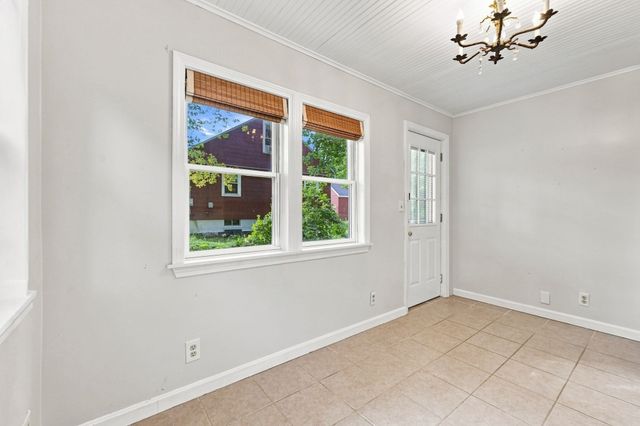 20 Sunset Ave, South Hadley, MA 01075