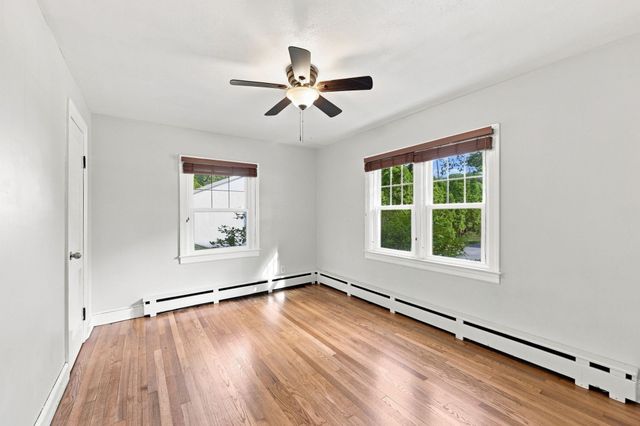 20 Sunset Ave, South Hadley, MA 01075