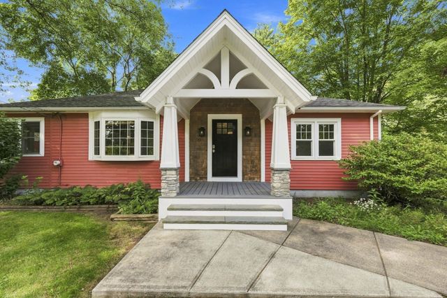 20 Sunset Ave, South Hadley, MA 01075