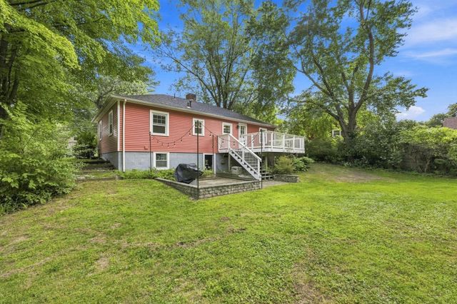 20 Sunset Ave, South Hadley, MA 01075