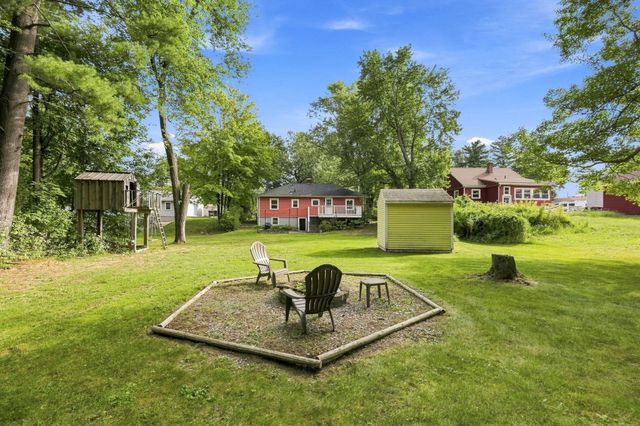 20 Sunset Ave, South Hadley, MA 01075