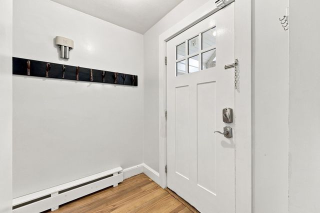 20 Sunset Ave, South Hadley, MA 01075