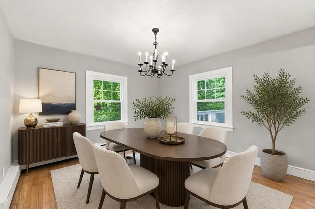 20 Sunset Ave, South Hadley, MA 01075