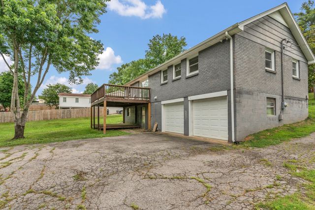 105 Donmond Dr, Hendersonville, TN 37075