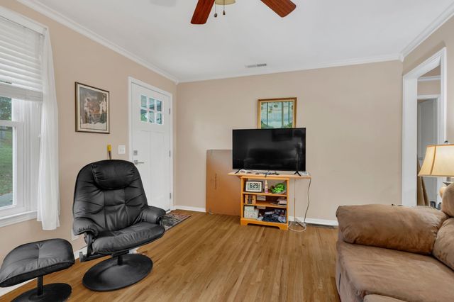 105 Donmond Dr, Hendersonville, TN 37075