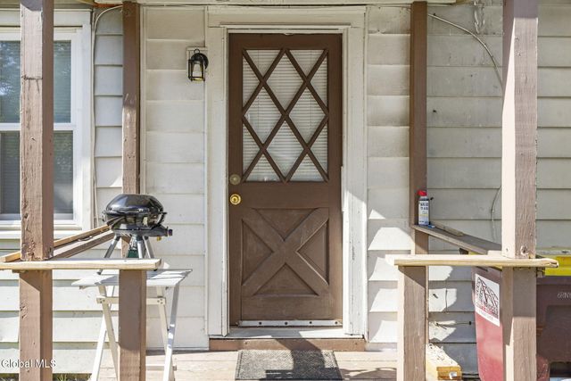 4205 Albany Street, Colonie, NY 12205