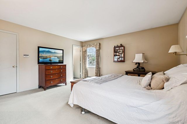 9 Cliff Road, Port Jefferson, NY 11777