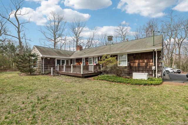 9 Cliff Road, Port Jefferson, NY 11777