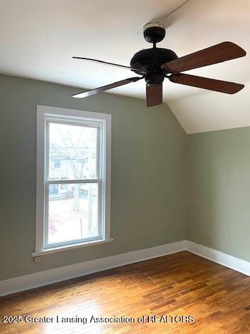 425 N Sycamore Street, Lansing, MI 48933