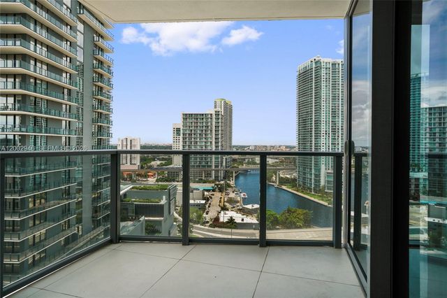 31 SE 6 St 1901, Miami, FL 33131