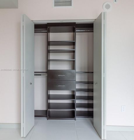 31 SE 6 St 1901, Miami, FL 33131