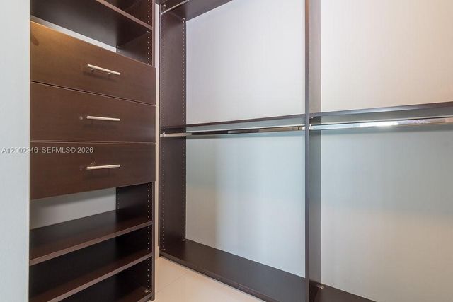 31 SE 6 St 1901, Miami, FL 33131