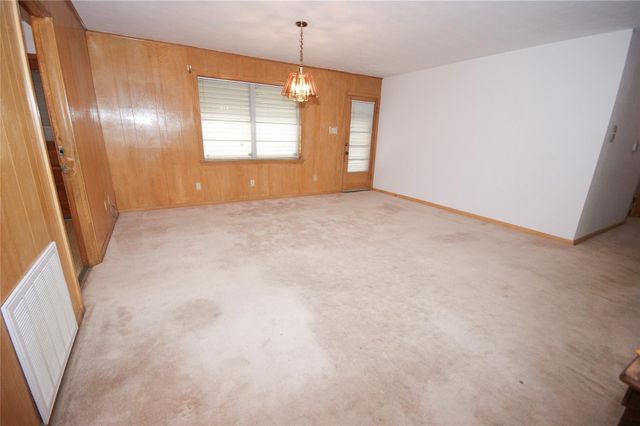 6733 Pecanwood Street, Hitchcock, TX 77563