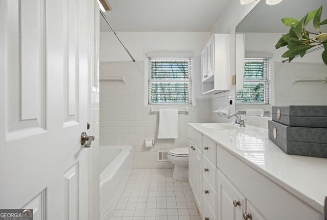 384 Stewart Avenue NW, Marietta, GA 30064