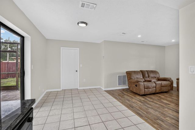 8968 SW 52nd Place, Cooper City, FL 33328