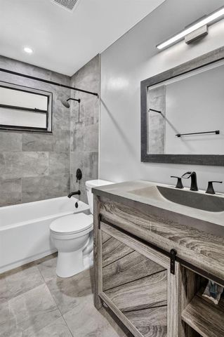 8968 SW 52nd Place, Cooper City, FL 33328