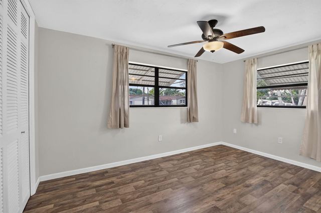 8968 SW 52nd Place, Cooper City, FL 33328