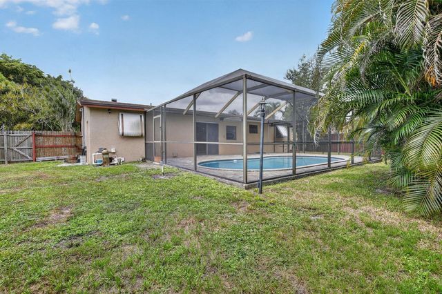 8968 SW 52nd Place, Cooper City, FL 33328