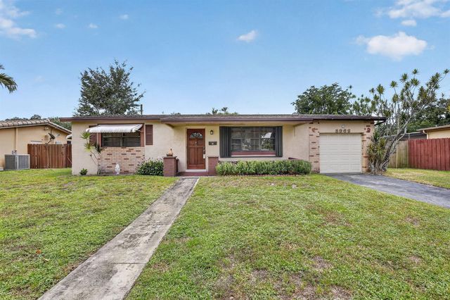 8968 SW 52nd Place, Cooper City, FL 33328