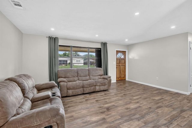 8968 SW 52nd Place, Cooper City, FL 33328