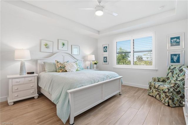 1857 Amador CT, Naples, FL 34120