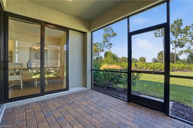 1857 Amador CT, Naples, FL 34120