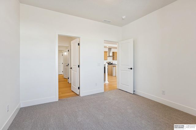 21428 Z Street, Elkhorn, NE 68022