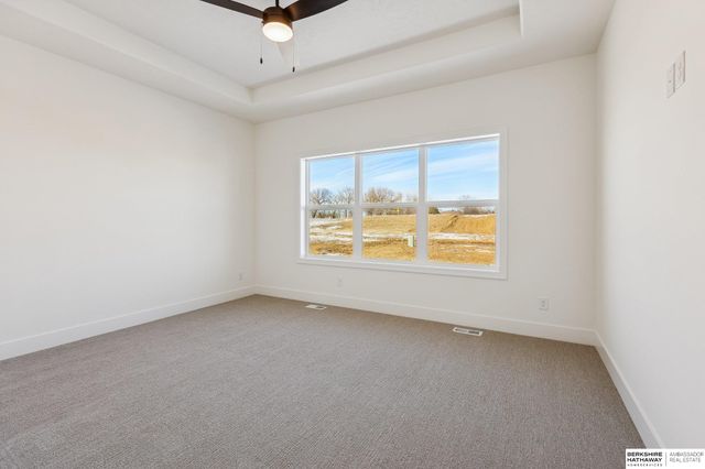 21428 Z Street, Elkhorn, NE 68022