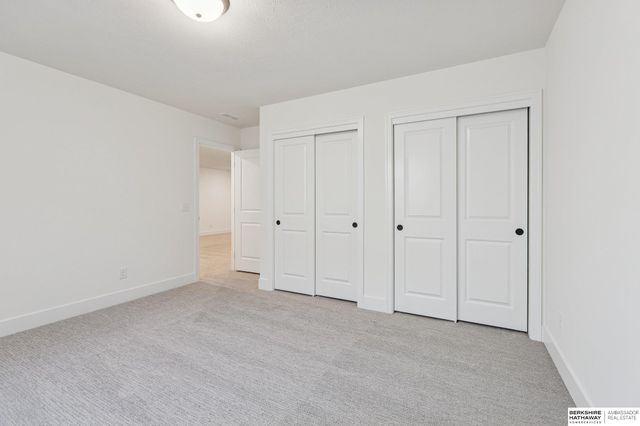 21428 Z Street, Elkhorn, NE 68022