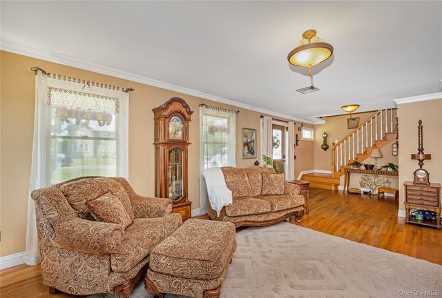 142 Cedar Street, Amityville, NY 11701