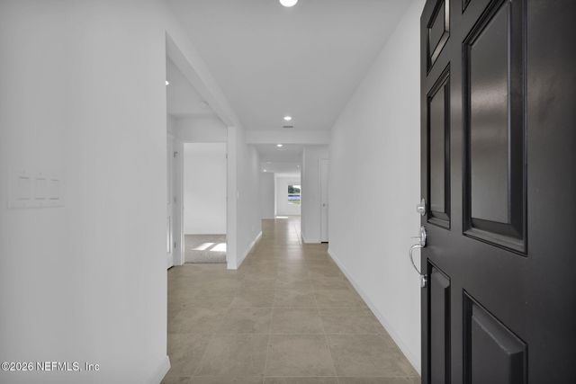 7058 SANDPERCH Street, Jacksonville, FL 32244