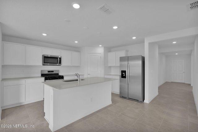 7058 SANDPERCH Street, Jacksonville, FL 32244