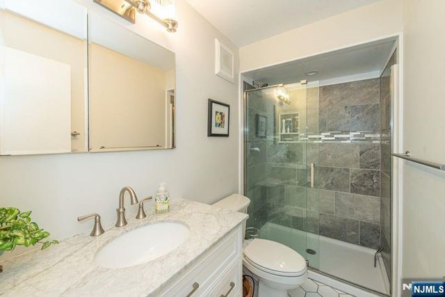 521 Piermont Avenue 315A, River Vale, NJ 07675