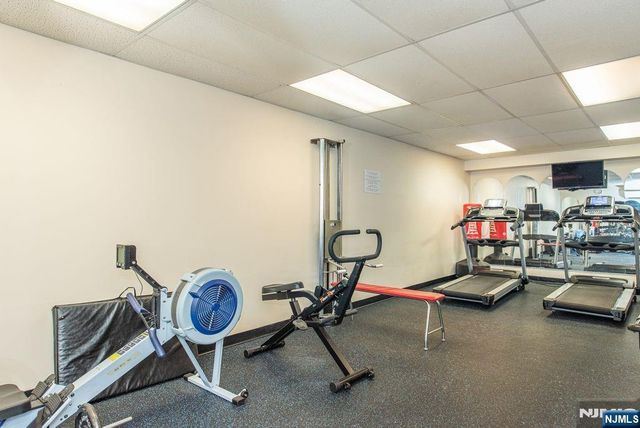 521 Piermont Avenue 315A, River Vale, NJ 07675