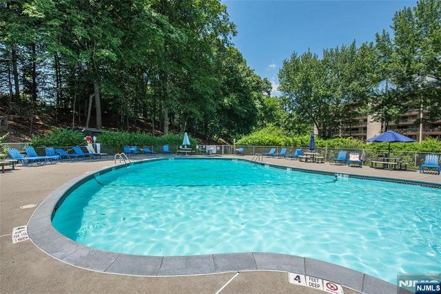 521 Piermont Avenue 315A, River Vale, NJ 07675