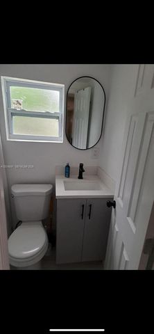 311 NW 28th Way, Fort Lauderdale, FL 33311