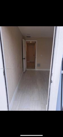 311 NW 28th Way, Fort Lauderdale, FL 33311