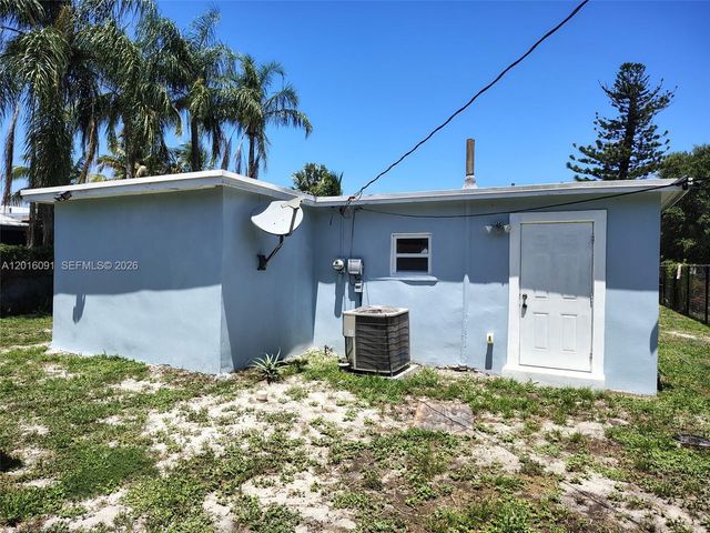 311 NW 28th Way, Fort Lauderdale, FL 33311
