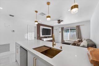 883 NE 33rd Street, Oakland Park, FL 33334