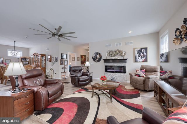 326 TRADITION LN, Ephrata, PA 17522