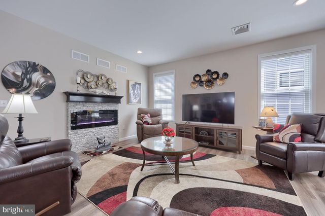 326 TRADITION LN, Ephrata, PA 17522