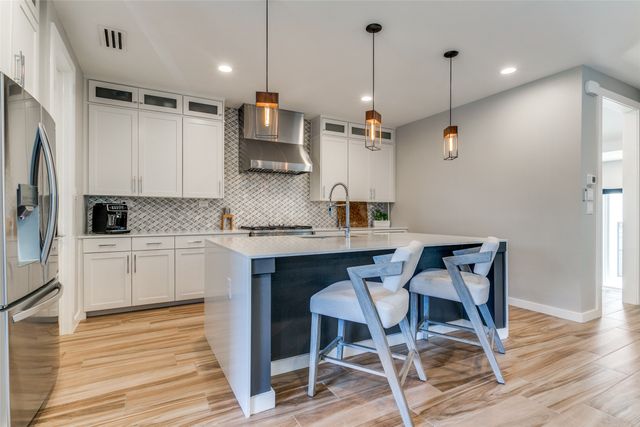 1925 California Drive 4, Dallas, TX 75204