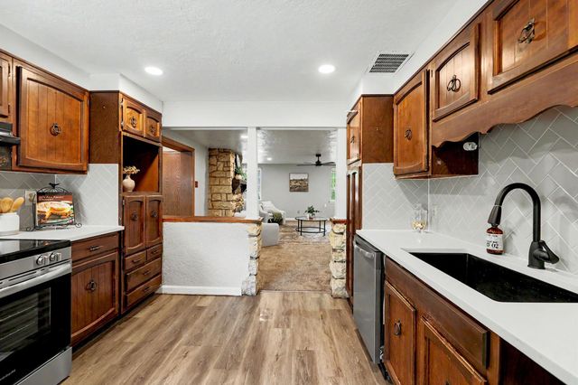 1830 S Chautauqua, Wichita, KS 67211