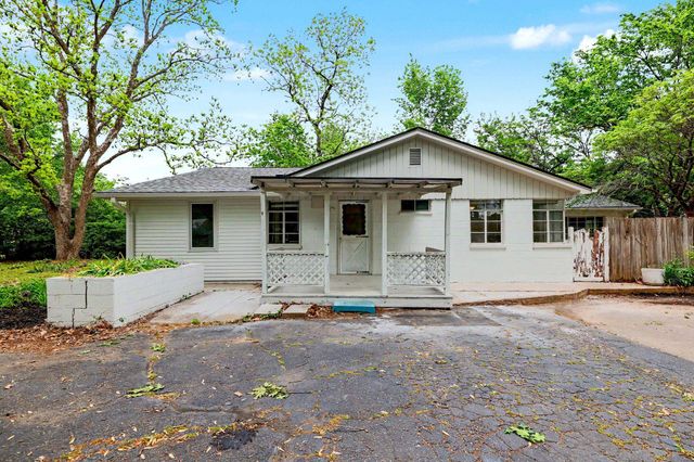1830 S Chautauqua, Wichita, KS 67211