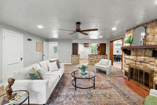 1830 S Chautauqua, Wichita, KS 67211