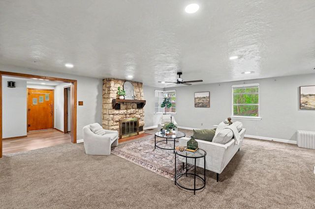 1830 S Chautauqua, Wichita, KS 67211