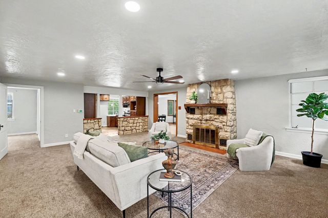 1830 S Chautauqua, Wichita, KS 67211
