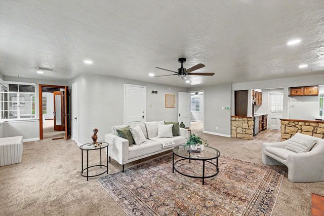 1830 S Chautauqua, Wichita, KS 67211
