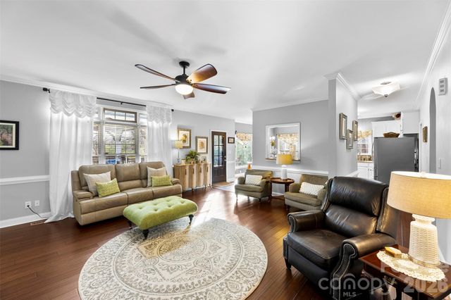 503 Bridgestone Court, Gastonia, NC 28056