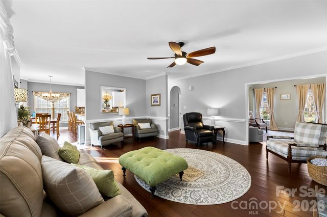 503 Bridgestone Court, Gastonia, NC 28056